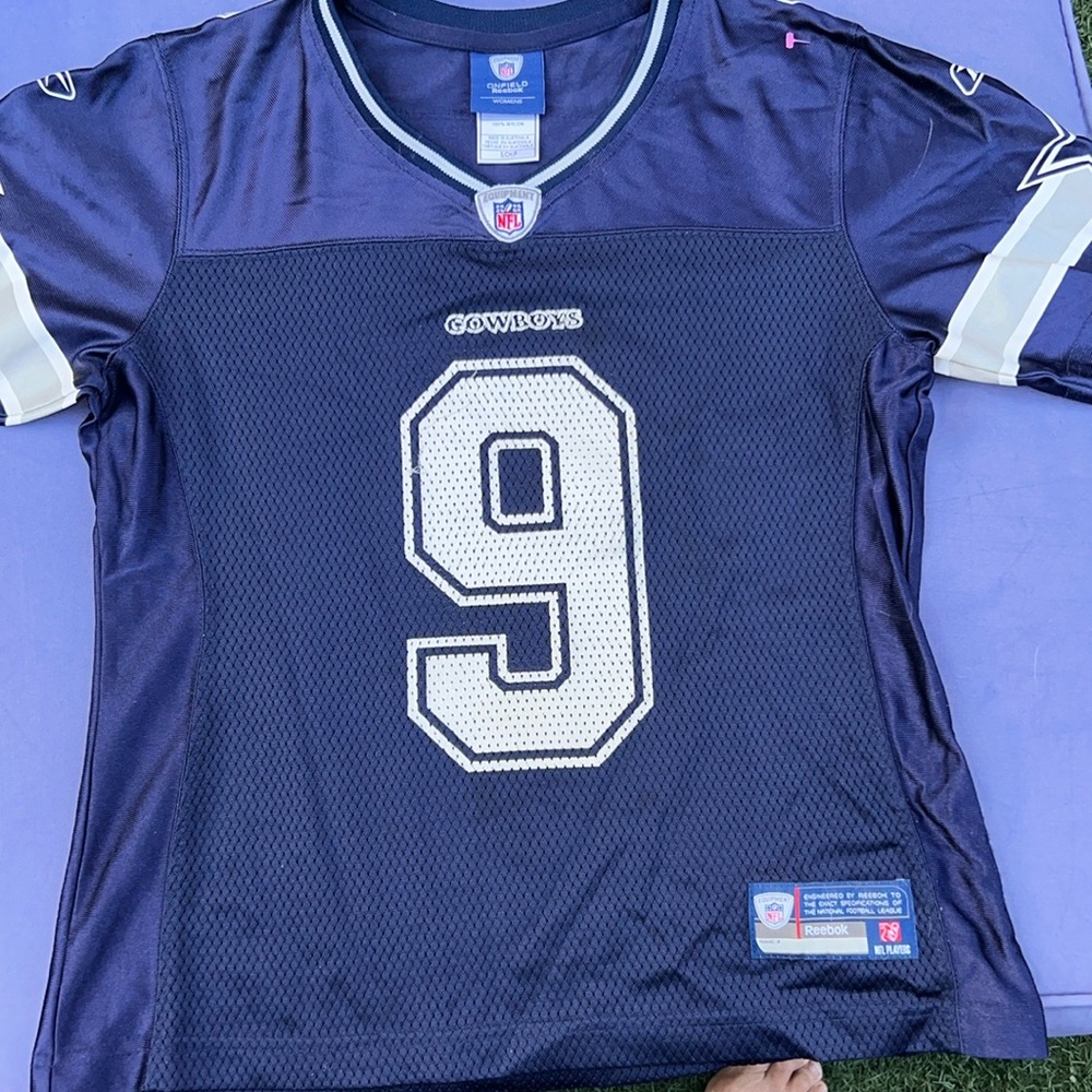 Dallas Cowboys Women’s size small “Romo” jersey